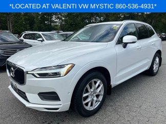 Used 2018 Volvo XC60 T5 Momentum w/ Vision Package image 1