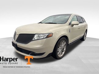 Used 2014 Lincoln MKT AWD w/ Equipment Group 201A image 1