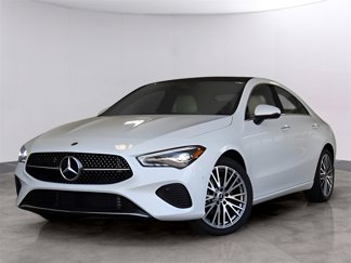 Used 2025 Mercedes-Benz CLA 250 4MATIC image 1