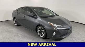 Used 2017 Toyota Prius Four Touring image 1