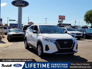 Used 2022 Nissan Kicks S image 1