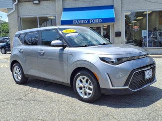 Used 2023 Kia Soul LX w/ LX Technology Package image 1