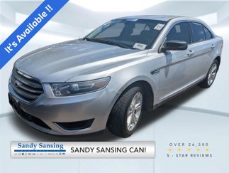 Used 2015 Ford Taurus SE image 1