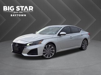 Used 2024 Nissan Altima 2.5 SL image 1