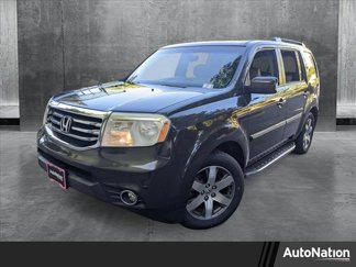 Used 2013 Honda Pilot Touring image 1