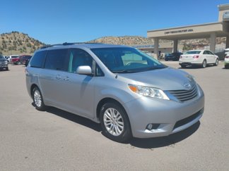 Used 2013 Toyota Sienna XLE w/ Preferred Accessory Pkg image 1
