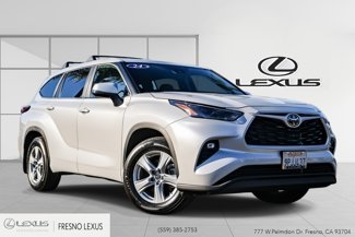 Used 2024 Toyota Highlander LE image 1