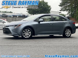 Used 2022 Toyota Corolla LE image 1