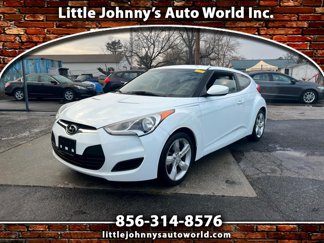 Used 2015 Hyundai Veloster image 1