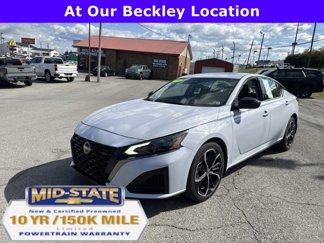 Used 2023 Nissan Altima 2.5 SR w/ SR Premium Package image 1