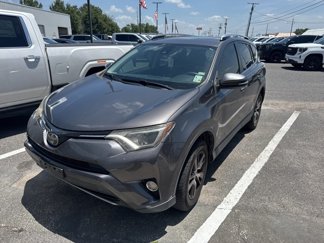 Used 2017 Toyota RAV4 XLE image 1