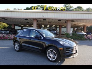 Used 2021 Porsche Macan S w/ Premium Package image 1