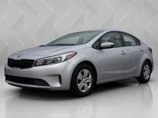 Used 2017 Kia Forte LX image 1