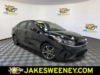 Certified 2022 Kia Forte LXS image 1
