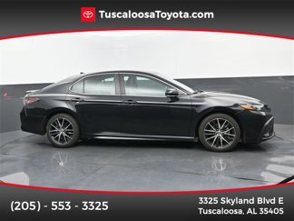 Used 2021 Toyota Camry SE image 1