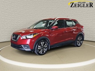 Used 2018 Nissan Kicks SV image 1