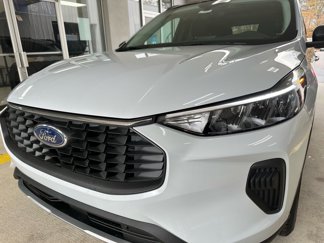New 2025 Ford Escape Active image 1