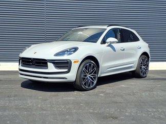 New 2025 Porsche Macan image 1