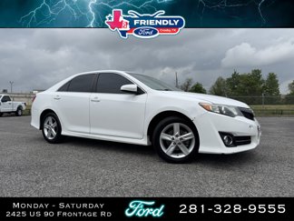 Used 2012 Toyota Camry SE image 1