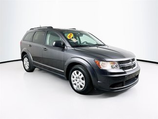 Used 2019 Dodge Journey SE image 1