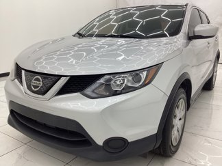 Used 2018 Nissan Rogue Sport S image 1