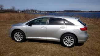 Used 2012 Toyota Venza LE image 1