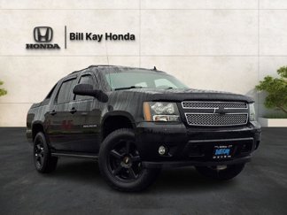 Used 2011 Chevrolet Avalanche LS image 1