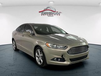 Used 2015 Ford Fusion SE w/ Equipment Group 201A image 1