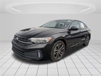 Used 2024 Volkswagen Jetta Sport image 1