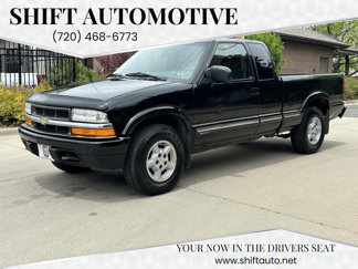 Used 2001 Chevrolet S10 Pickup LS w/ Preferred Equipment Group image 1