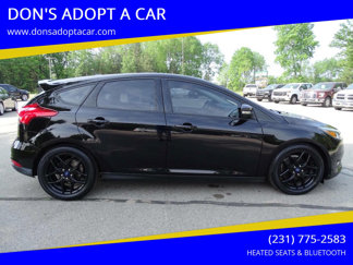 Used 2016 Ford Focus SE image 1