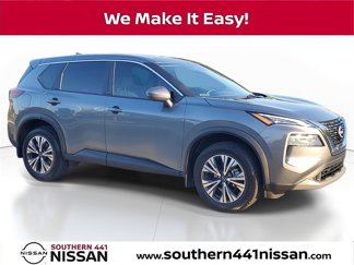 Used 2023 Nissan Rogue SV image 1