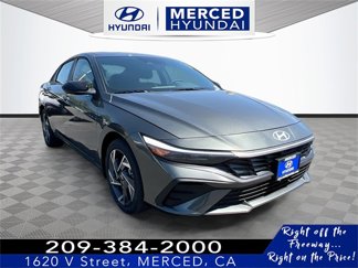 New 2025 Hyundai Elantra SEL image 1