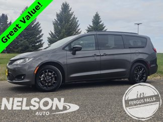 Used 2020 Chrysler Pacifica Touring-L w/ Advanced Safetytec Group image 1