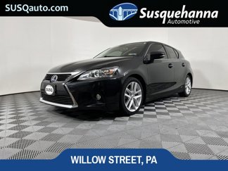 Used 2017 Lexus CT 200h image 1