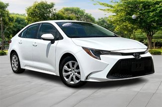 Used 2022 Toyota Corolla LE image 1