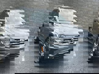 Used 2020 Volkswagen Tiguan SEL image 1