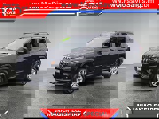 Used 2022 Jeep Cherokee Latitude Lux image 1
