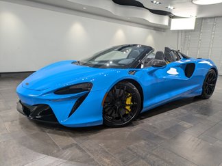 New 2025 McLaren Artura Spider image 1