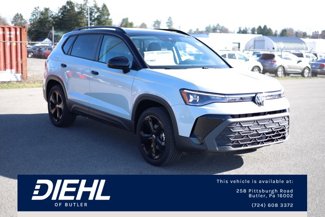 New 2025 Volkswagen Taos SE image 1