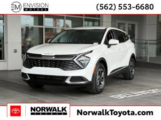 Used 2023 Kia Sportage LX image 1