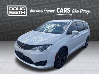 Used 2018 Chrysler Pacifica Limited w/ Advanced Safetytec Group image 1