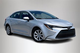 Used 2024 Toyota Corolla LE image 1