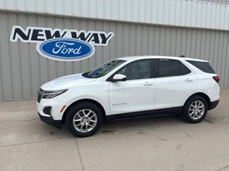 Used 2023 Chevrolet Equinox LT w/ Driver Convenience Package image 1