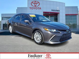 Certified 2023 Toyota Camry LE image 1