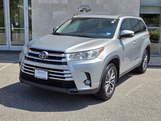Used 2019 Toyota Highlander XLE image 1