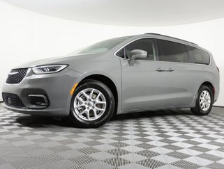 Used 2022 Chrysler Pacifica Touring-L video 1
