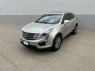 Used 2017 Cadillac XT5 Luxury w/ Driver Awareness Package image 1