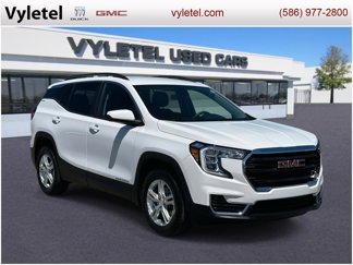 Certified 2022 GMC Terrain SLE w/ Driver Convenience Package image 1