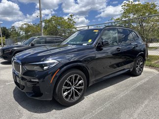 Used 2021 BMW X5 xDrive40i w/ M Sport Package image 1